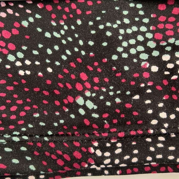 Cuddl Duds Chill Chasers Stretch Microfiber Long Sleeve V-Neck Top CD8585 Multi - Picture 5 of 5